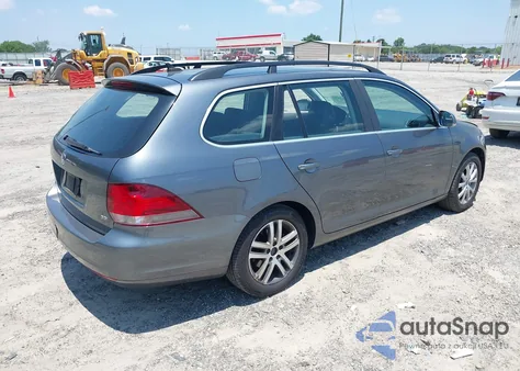 2013 Volkswagen Jetta Sportwagen 2.0L Tdi z USA, uszkodzony, nr VIN 3VWPL7AJ0DM674896